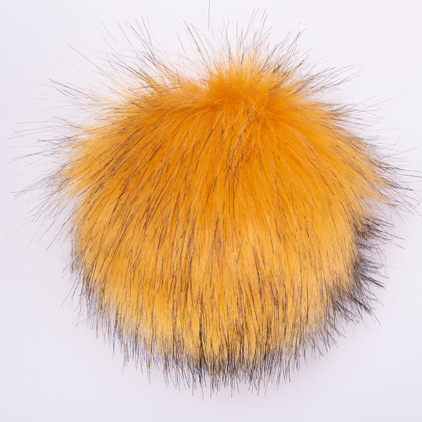 58 Furry Pompons